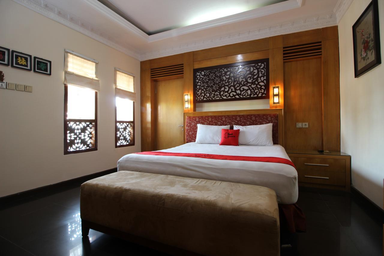 Reddoorz Plus Near Tugu Jogja 2 Джок'якарта Екстер'єр фото