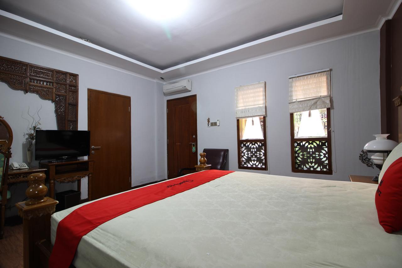 Reddoorz Plus Near Tugu Jogja 2 Джок'якарта Екстер'єр фото