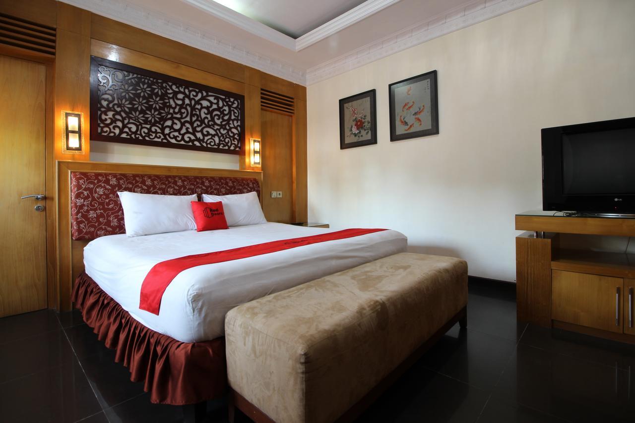 Reddoorz Plus Near Tugu Jogja 2 Джок'якарта Екстер'єр фото